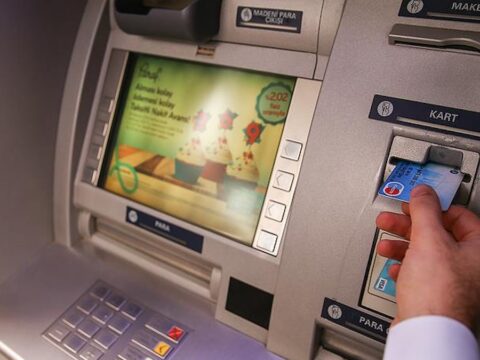 ATM’den kartla para çekmek tarihe karışıyor