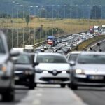 Bu trafik levhasini gorup serit degistirmeyen yandi cezasi var pFDsrx6a