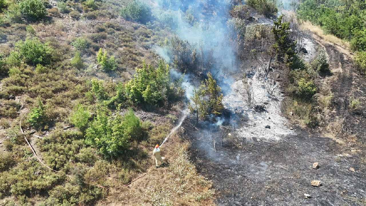 Son dakika adanada orman yangini kabusu ekipler seferber oldu HiOTKyjF